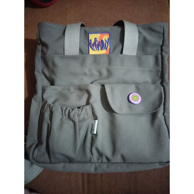 preloved totepack 2in1 gado-gado byfriday
