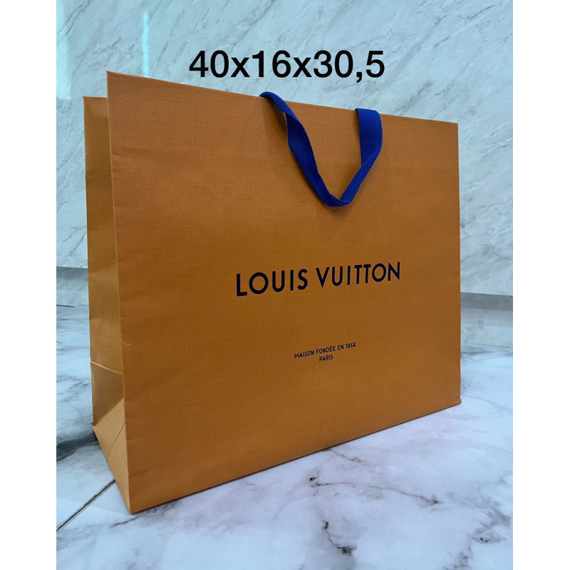 

Paperbag LV Ori