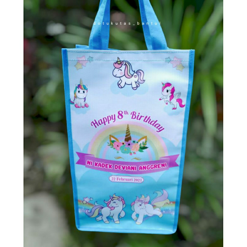 

COD TAS ULANG TAHUN ANAK/TAS ULANGTAHUN CUSTOM/GOODIEBAG