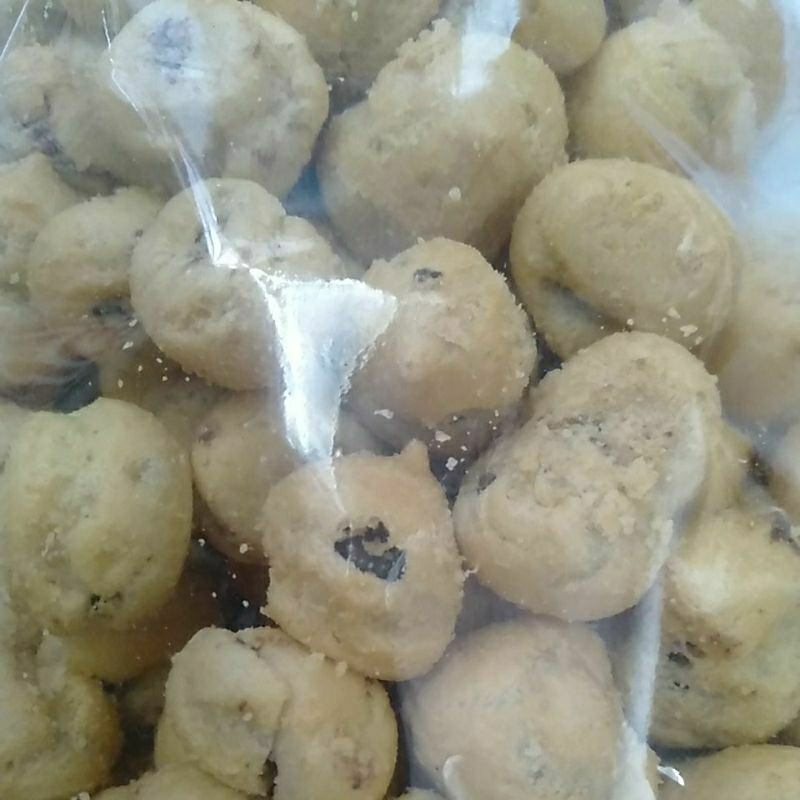 

soes coklat renyah luarnya lumer coklatnya