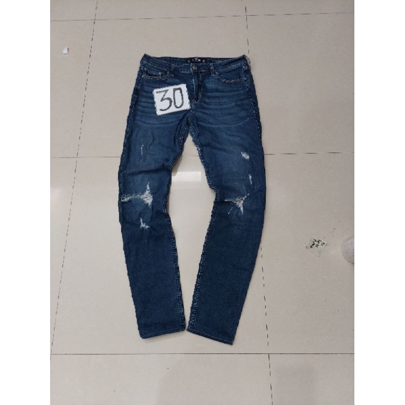 HOLLISTER JEANS, Slim Fit, Skynne, Ripped Size 30/31 ( A05)
