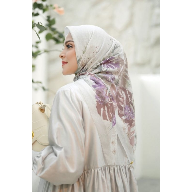 Buttonscarves Tropicale Series - MALA