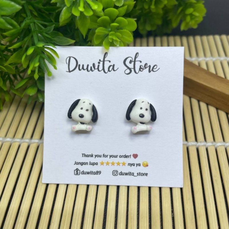 HANDMADE ANTING TUSUK PLASTIK ANAK/DEWASA MOTIF SNOOPY