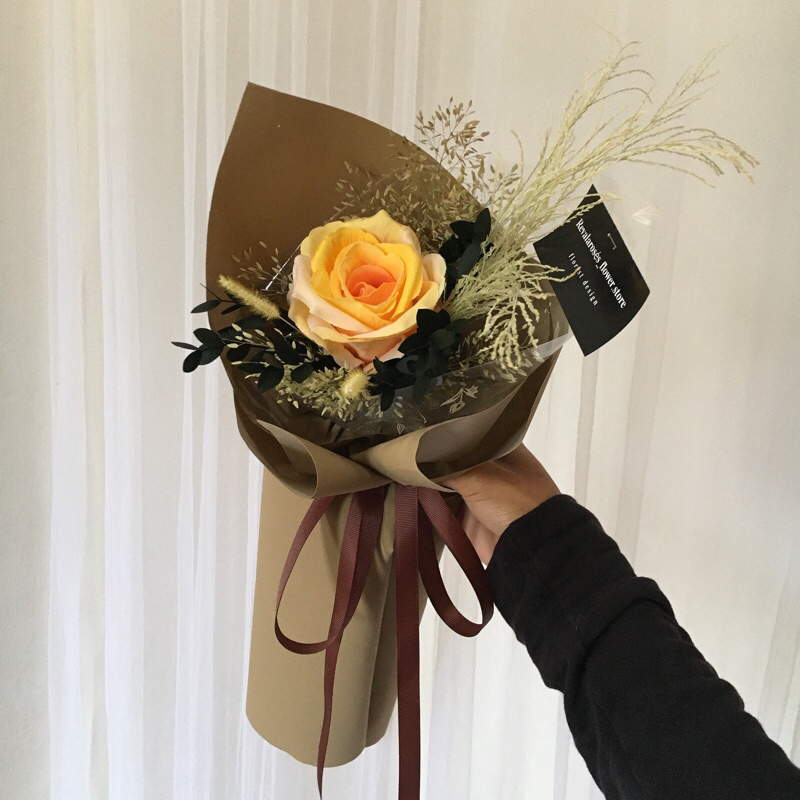 Revalaroses Flower Hand Bucket Mawar Oren rustic Aesthetic Roses Oranye hand bouquet bunga mawar pal