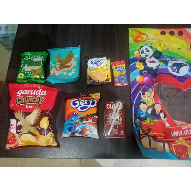 

SNACK ULTAH Rp 10.000