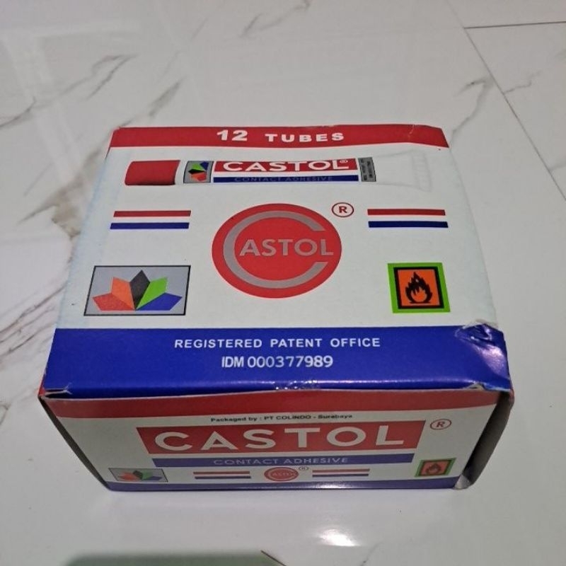 

Lem Castol Kecil