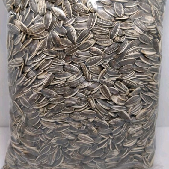 

KWACI BIJI BUNGA MATAHARI KULIT 1 KG