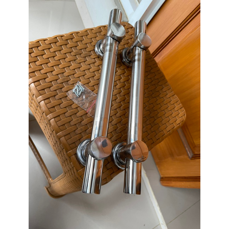 Pket komplit kunci pintu kupu2/double  1 set kunci pelor+4 pcs pull handle pnjng 33 cm bhn stanlis