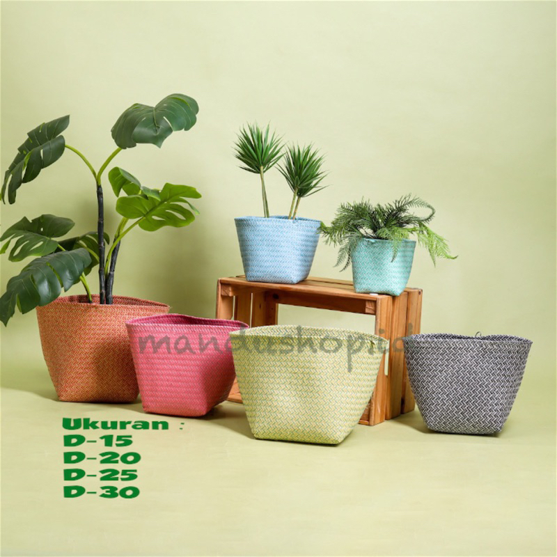Cover Pot, Cover Pot Plastik, Keranjang Anyaman, Keranjang Anyaman Plastik, Wadah Barang, Cover Pot 