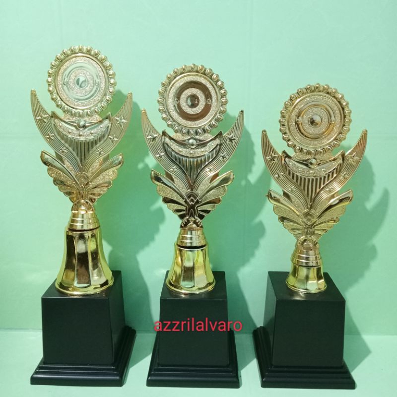 Piala MD Fg 16PA Tinggi 34cm