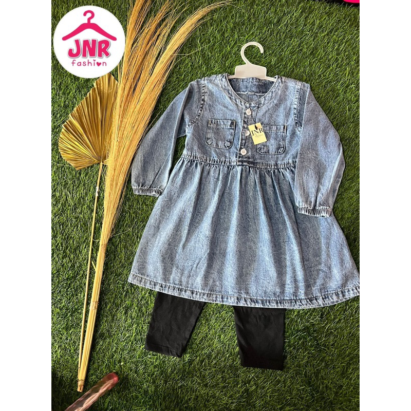 Kapelan jins keluarga