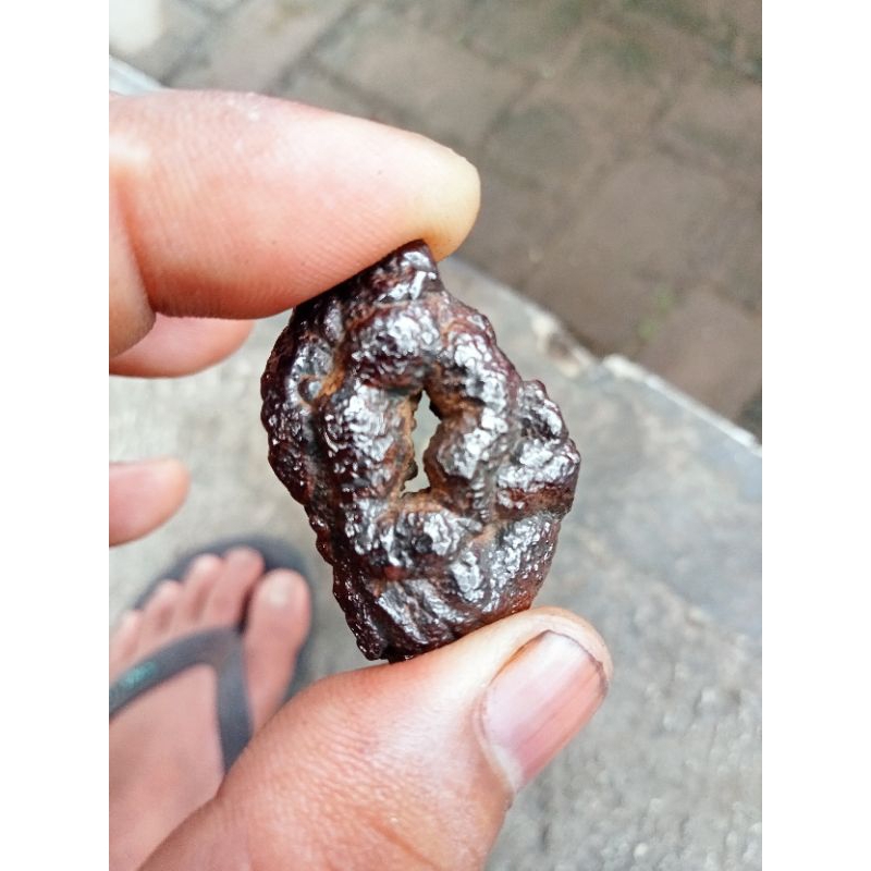 batu selonatah unik combong Alami