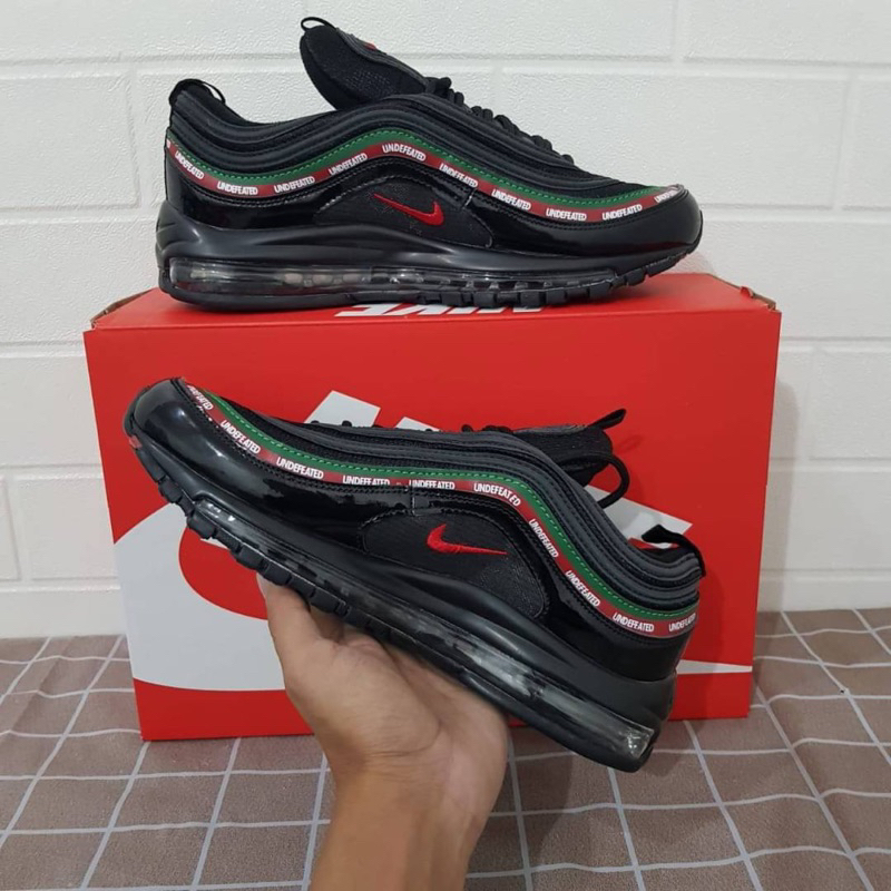 request airmax 97 undefeated black