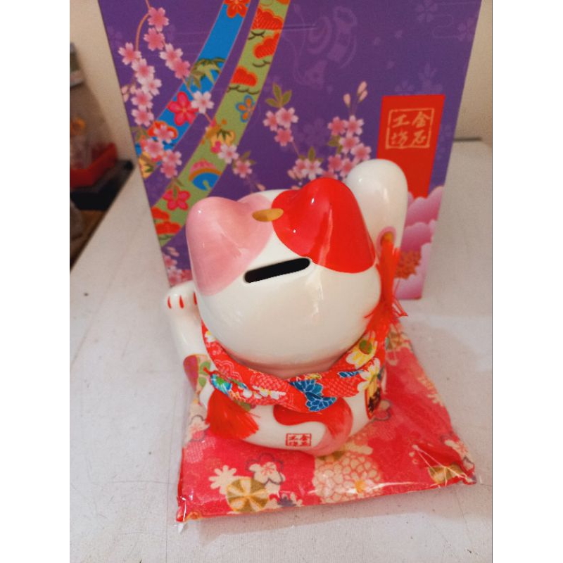 Manekineko Ceramic Porselen / Pajangan Kucing Hoki Keramik / Pajangan Manekoneki