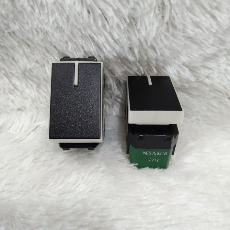 panasonic saklar engkel ECO black