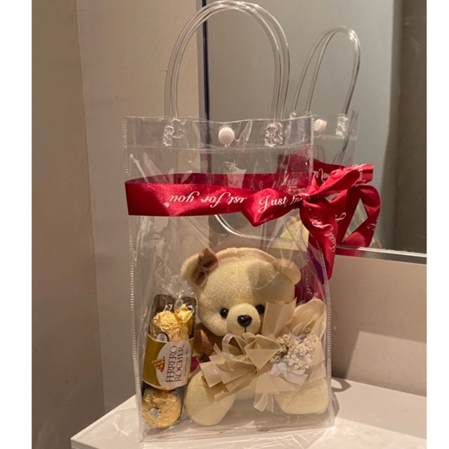 

Hampers Valentine - Valentine gift bear bouquet flower