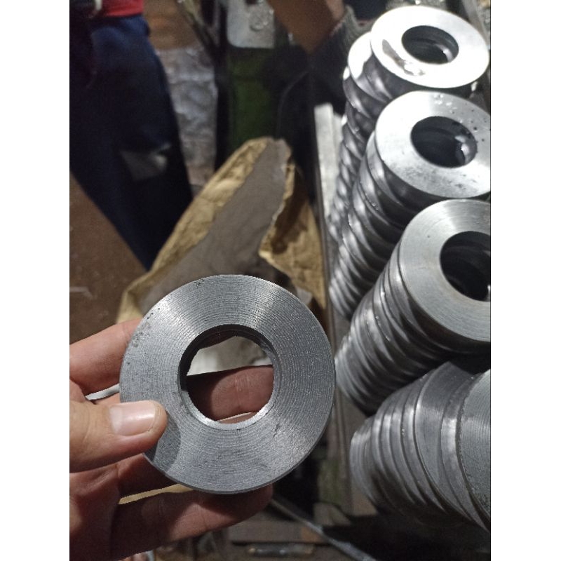 roda besi cor ukuran 10cm roda pagar gerbang pintu  tanpa rumah roda termasuk laher bearing