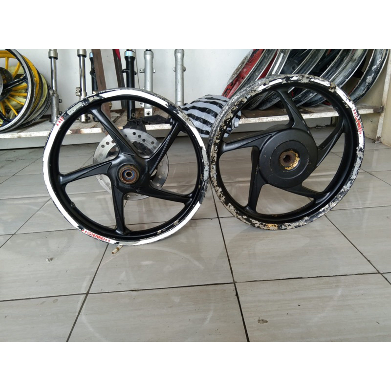 Velg Vario 110 karbu/lama, velg beat karbu, Scoopy karbu
