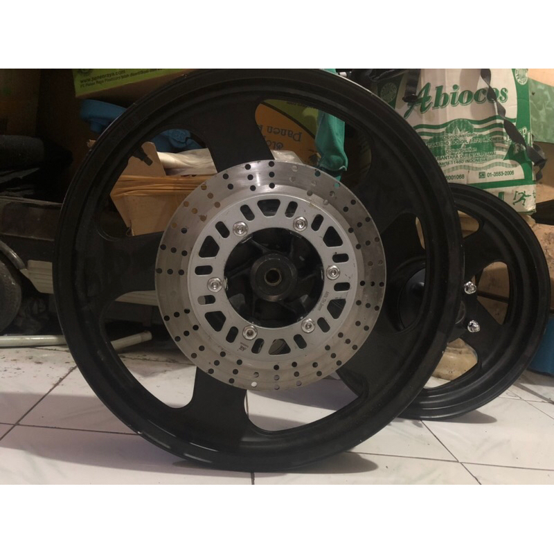 Velg Benelli PE 250 set original