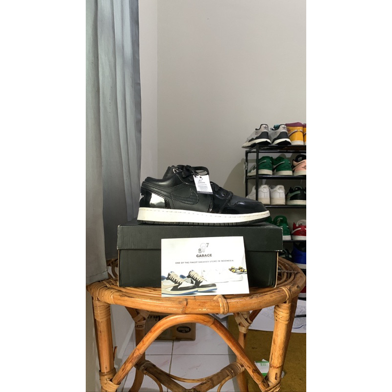 Nike Air Jordan 1 Low Carbon