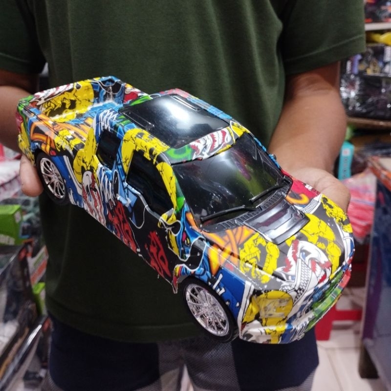 mainan mobil remote rc hilux grafity / rc hilux / mainan remote cars