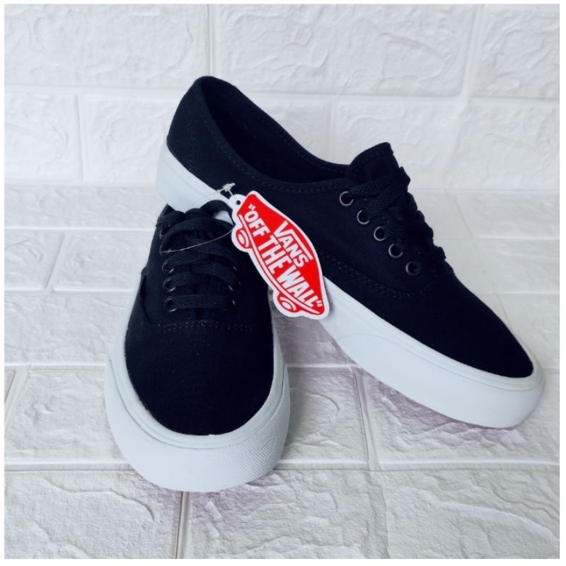 Sepatu Import Autentic Premium classic Basic Black White Pria Wanita Keren Berkwalitas Casual HitamSneakers