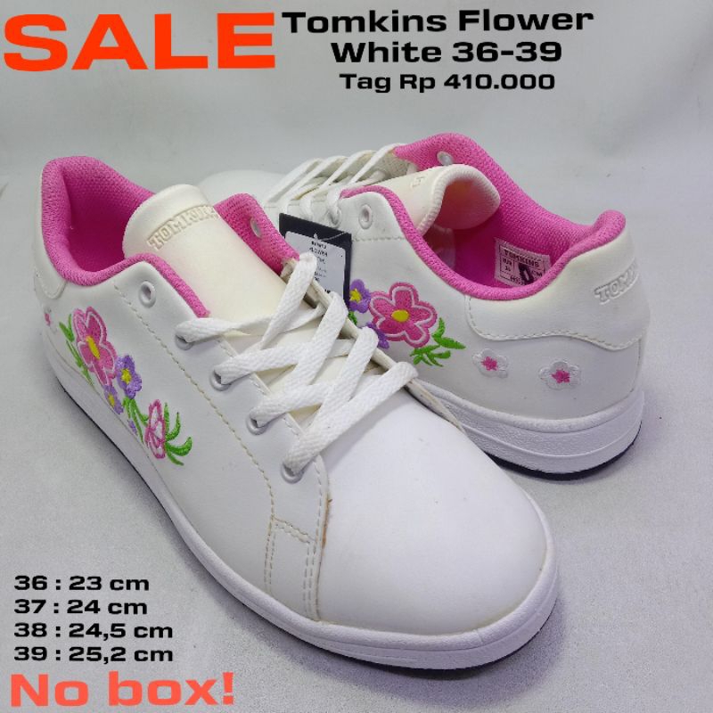 SALE (Size 36-39) SEPATU SNEAKER WANITA PUTIH TOMKINS