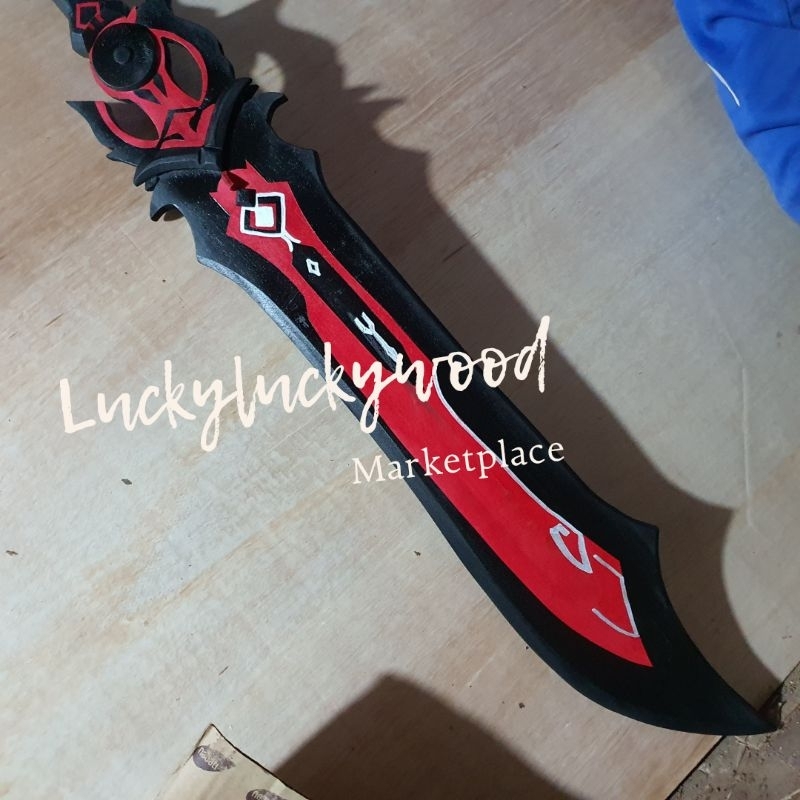 Mainan pedang kayu Blackcliff slasher claymore anime cosplay Genshin Impact