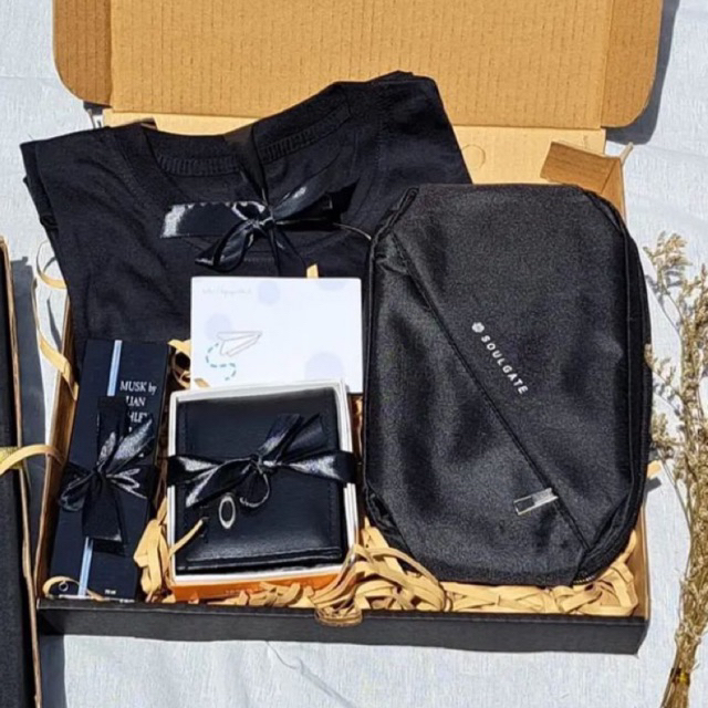 

Honey Black Box/ Kado untuk pria / kado untuk cowok / Hadiah Pacar Ulang Tahun / Kado Pacar Laki Laki