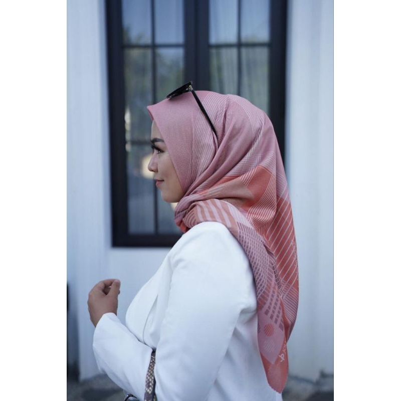 journey scarves Diana series peach