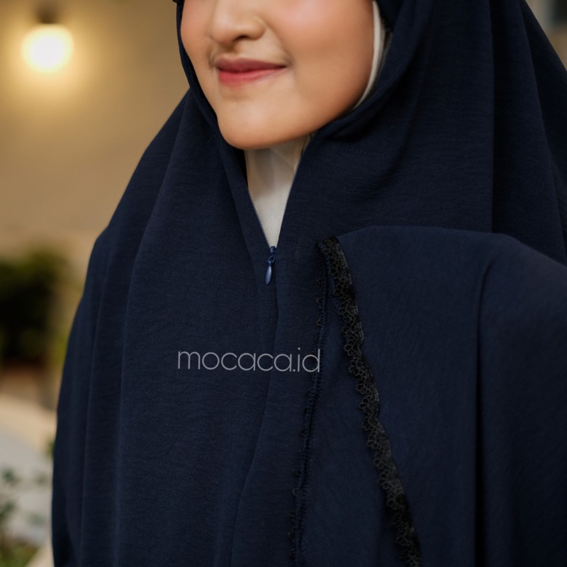 Mukena Dewasa 3 in 1 Jumbo Crincle Yamina Ironless Sleting Dagu ponco free tas travelling pouch renda hitam - dark navy