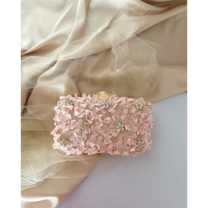 Mabelle- tas pesta- party bag - clutch - seserahan - sangjit - birthday - bridesmaid - wedding - hadiah - kado