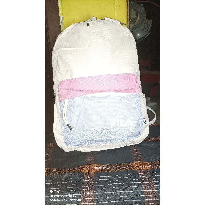 Ransel Fila
