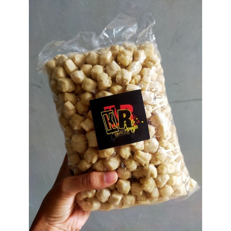 

camilan kreker khas Camplong, Sampang 1kg