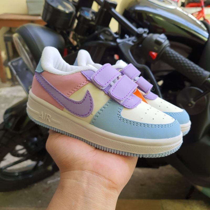 Sepatu anak perempuan &amp; sepatu anak laki laki sepatu anak nike sepatu anak NIK3 4IR F0RCE 1 RAINBOW