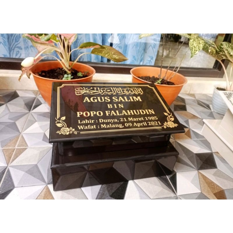 Batu Nisan dan Dudukan fullset Granit