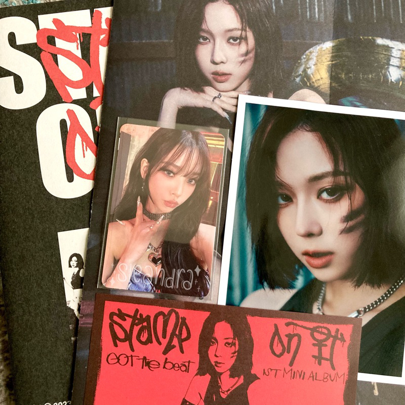 [read desc] wtt want to trade got the beat stamp on it beat ver inclusions photocard pc postcard set