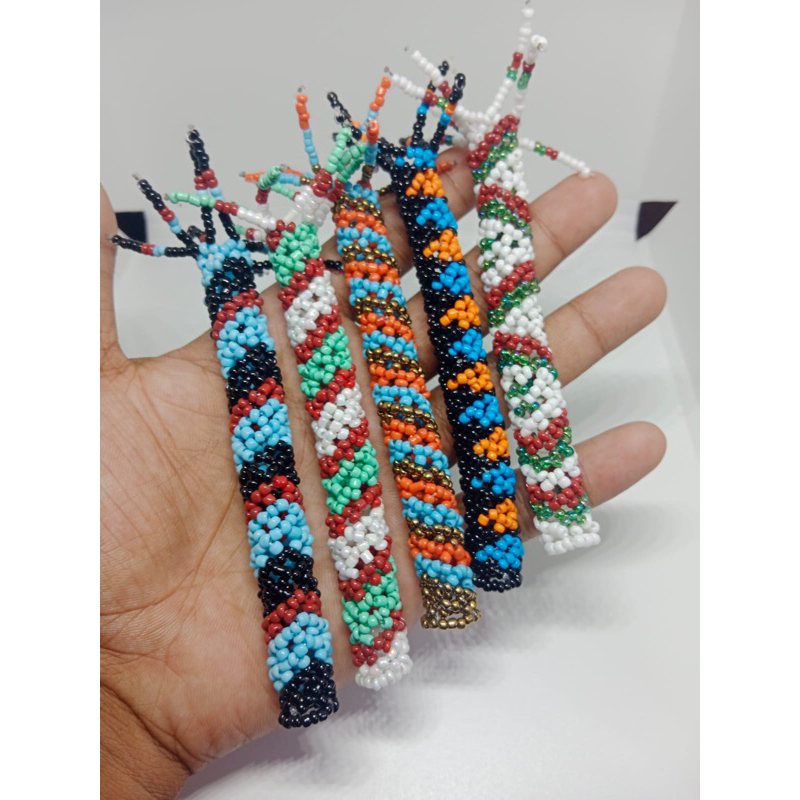

sarung pulpen manik souvenir aksesoris kalimantan