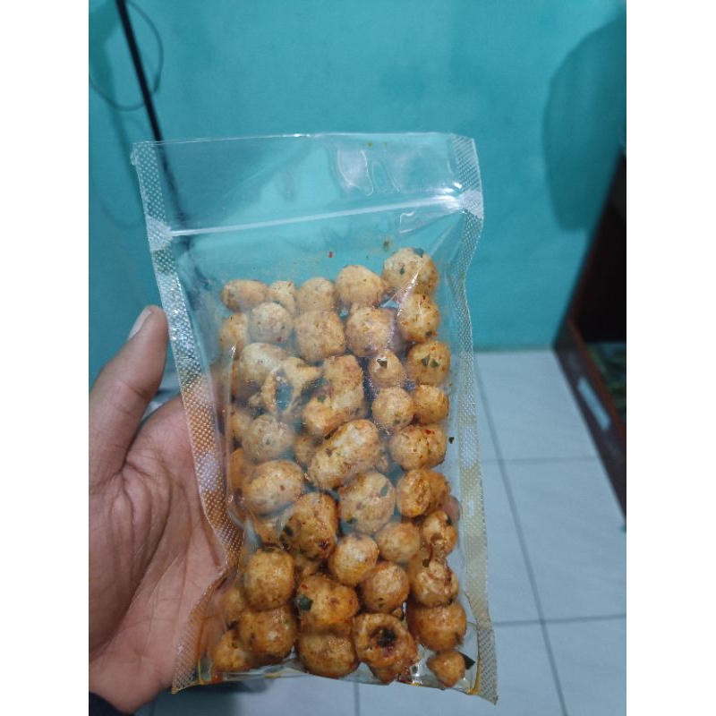 

Cimol Kering 70gr Pedas Daun Jeruk