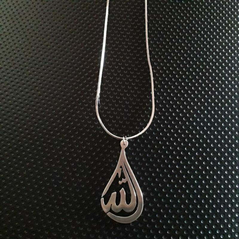 KALUNG TITANIUM LIONTIN LAFADZ ALLAH MUHAMMAD HURUF ARAB