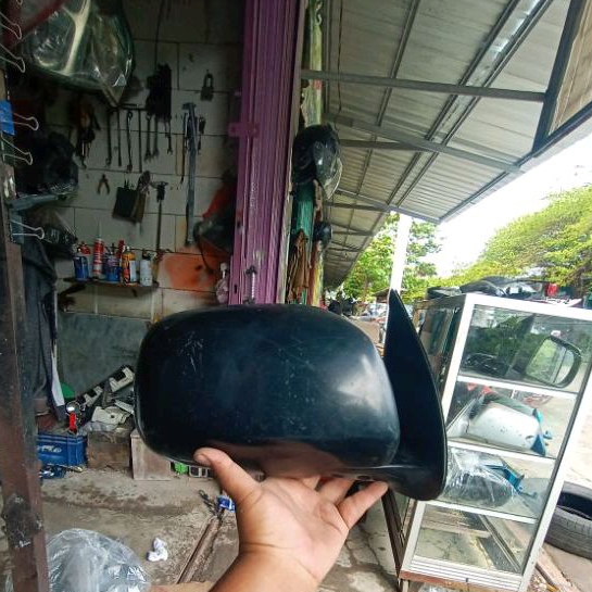 spion Toyota hilux manual original (KANAN)