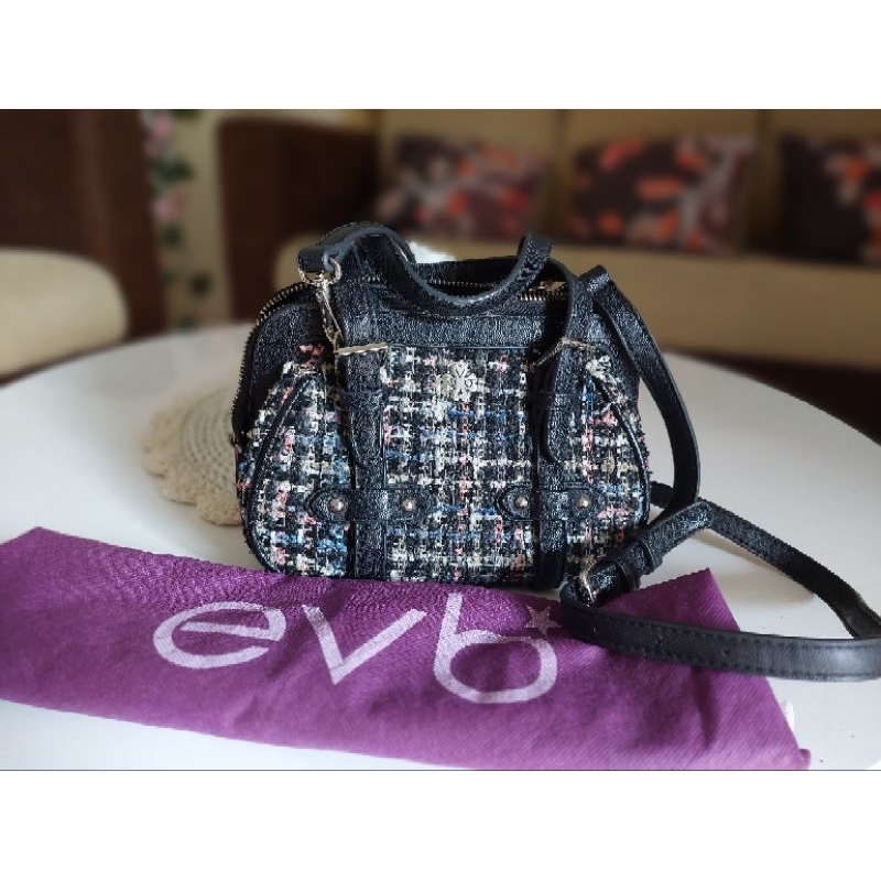 Preloved tas EVB Everbest mini slingbag camera bag tweed