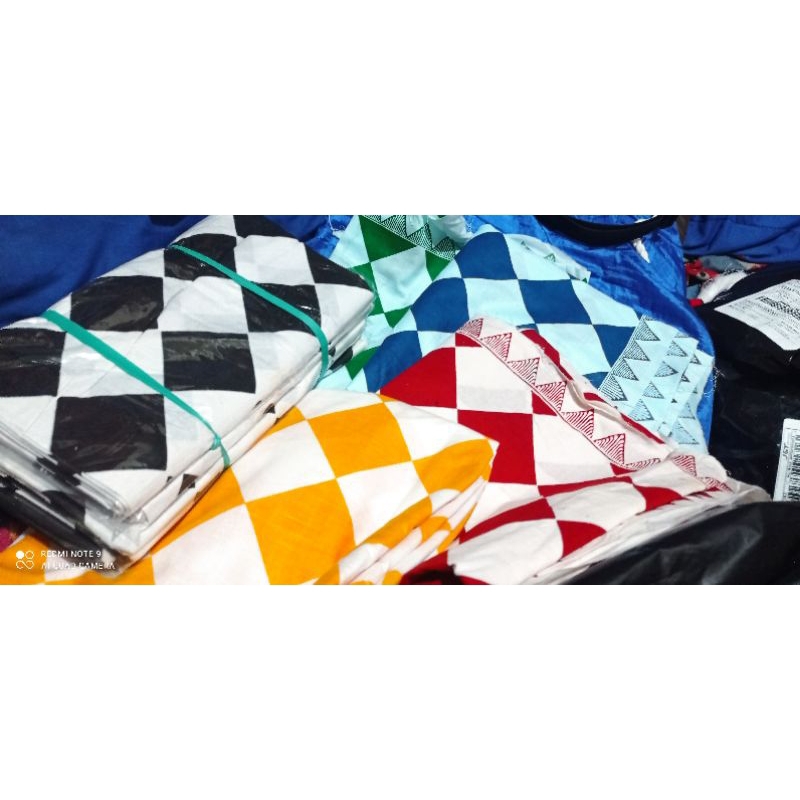 Kain Poleng Jarik Bali 2X1 Meter  Kotak Warna Warni