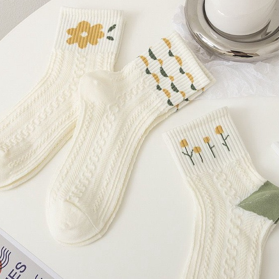 [littlecrab] Kaos Kaki Knit Hijau Bunga Daun Base Putih Cream Import Sock High Quality Cute Soft Green Korean Style