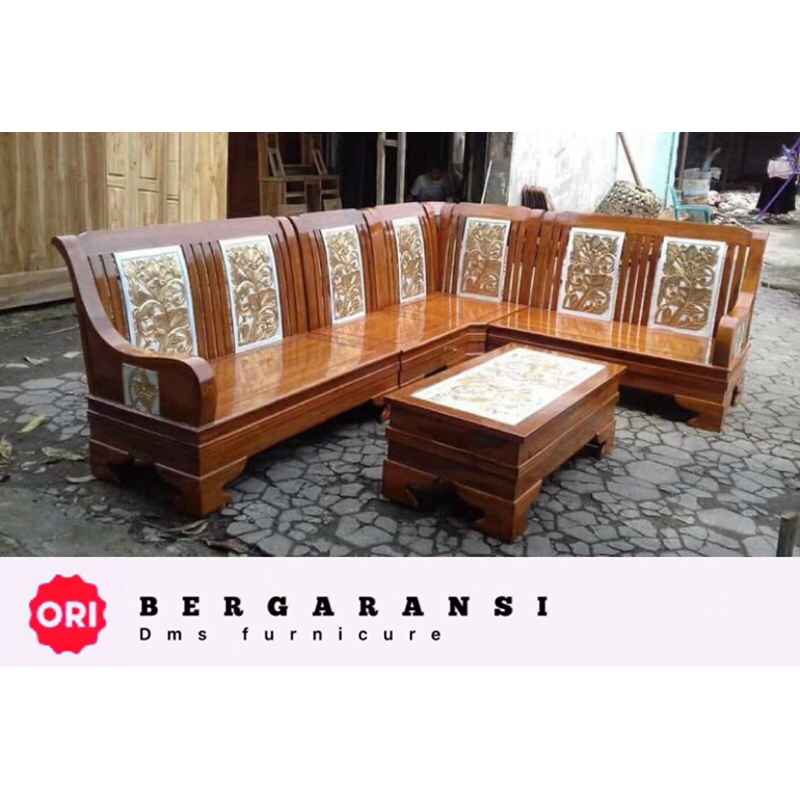 Kursi sudut minimalis ruang tamu bahan jati ( Produksi asli jepara )