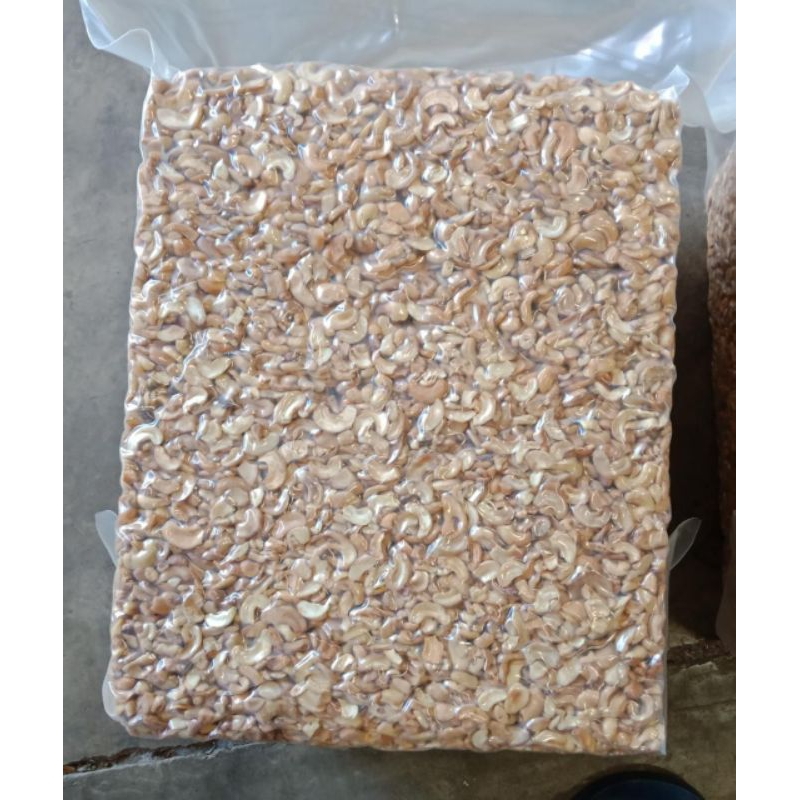 

kacang Mede patahan grade A