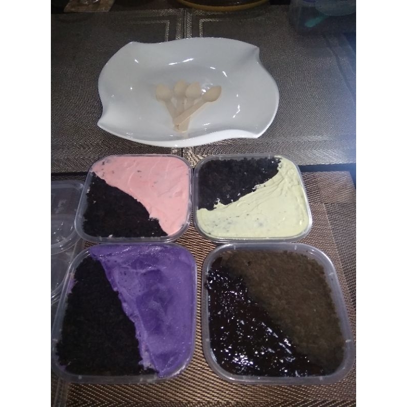 

Dessert Box / Black Pink / Bolu Hitam