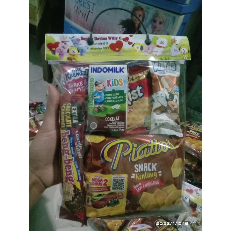 

Plastik label ultah untuk goodybag ultah exsklusive tapi murah, pake foto bisa request karakter anak