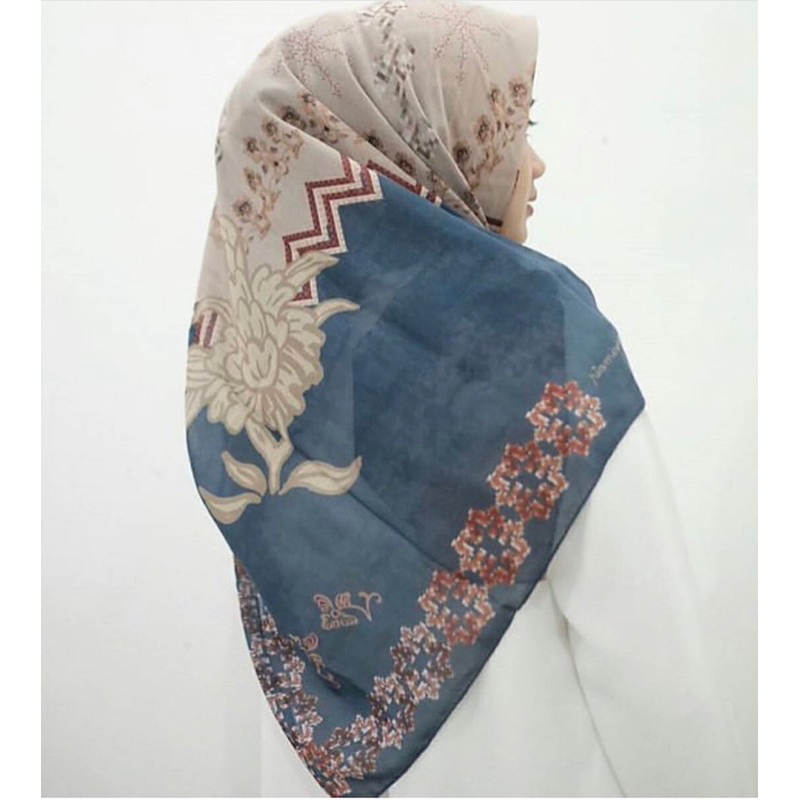 Dawa / Pumoli Scarf Ria Miranda Preloved