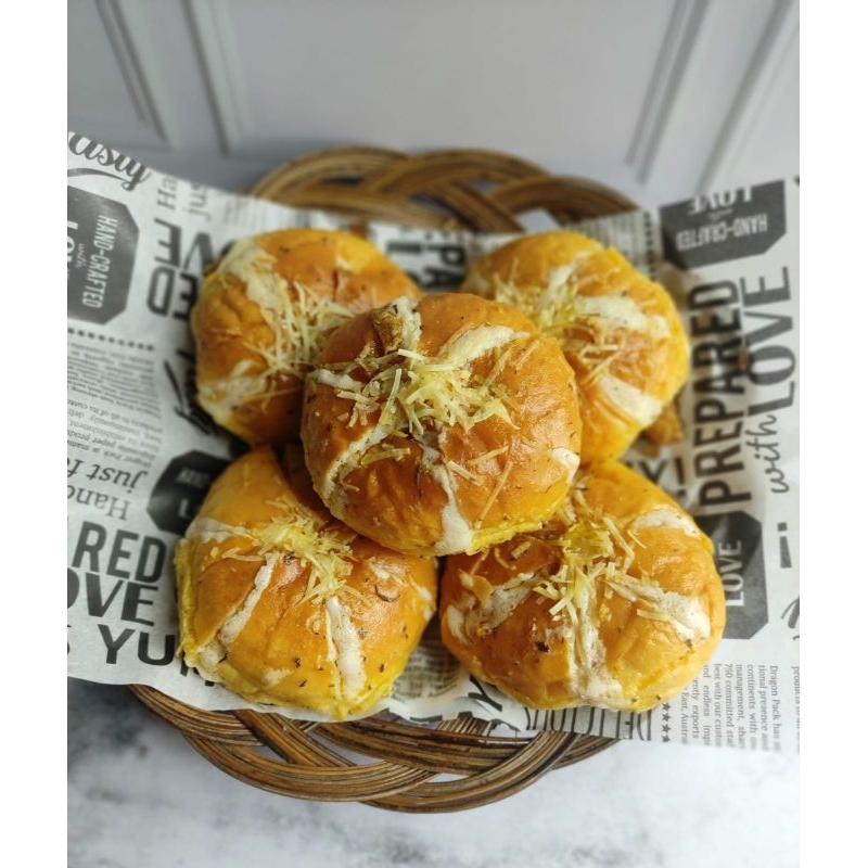 

Korean Garlic Cheese Bread ( 1 Box isi 5)